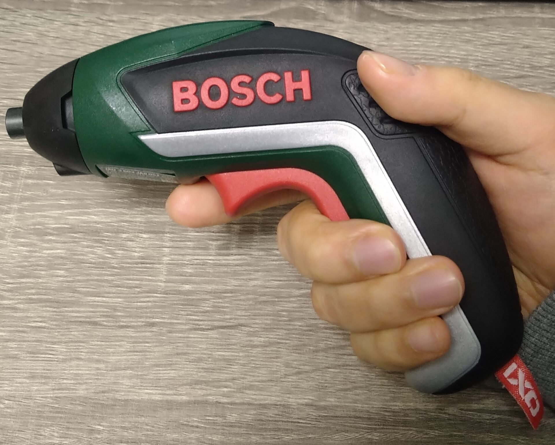 日常で使える電動ドライバー「BOSCH IXOシリーズ」のご紹介 | アラサー 